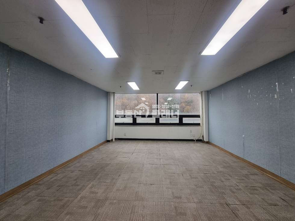 충남 천안동남구 구룡동 가동 중부화물터미널 단지내. 주차편리 월세 매물번호 10057 사진 1