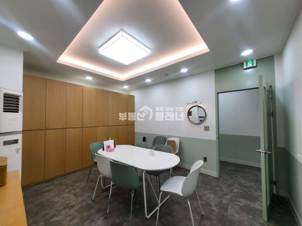 충남 천안서북구 두정동 룸5개,탕비실1개 사무실 or 학원 월세 매물번호 10246 사진 1